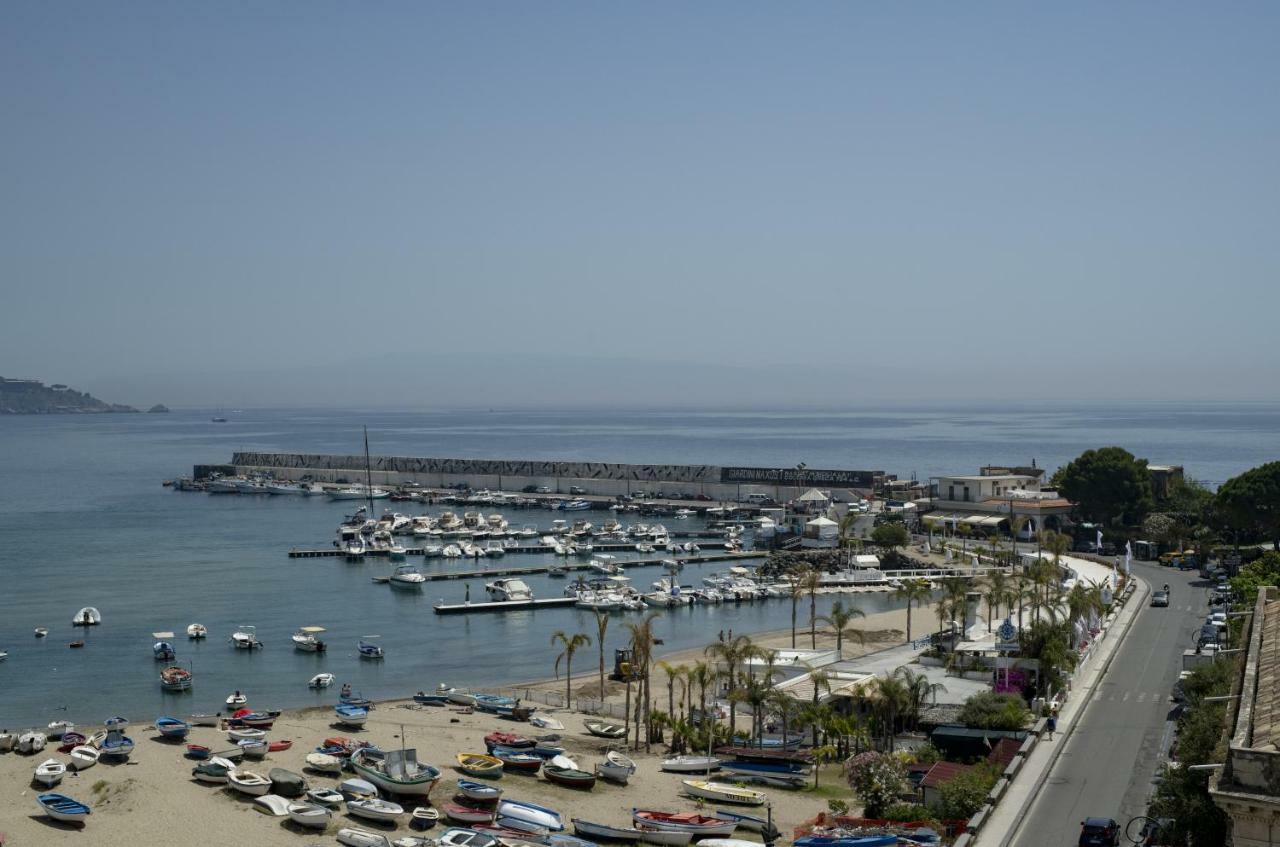 Hotel Panoramic Giardini-Naxos Buitenkant foto